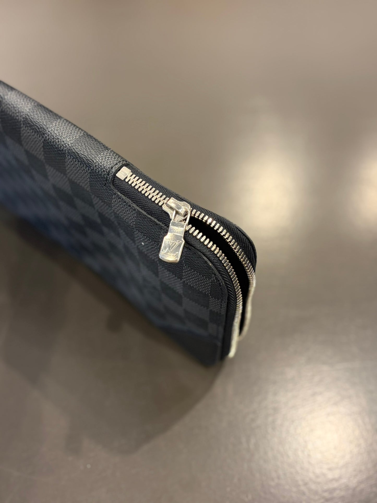Louis vuitton Damier Graphite Tie Travel Case - Black