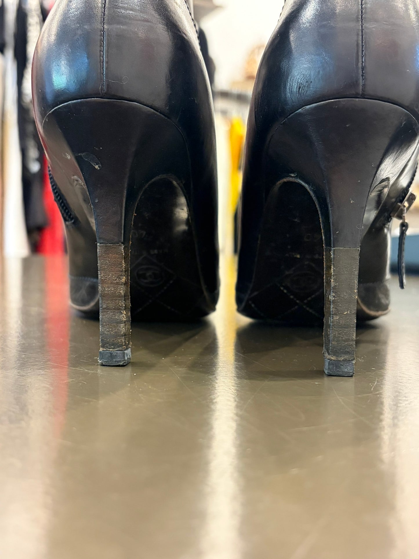 Chanel Black Leather Camellia Ankle Boot VINTAGE - 40