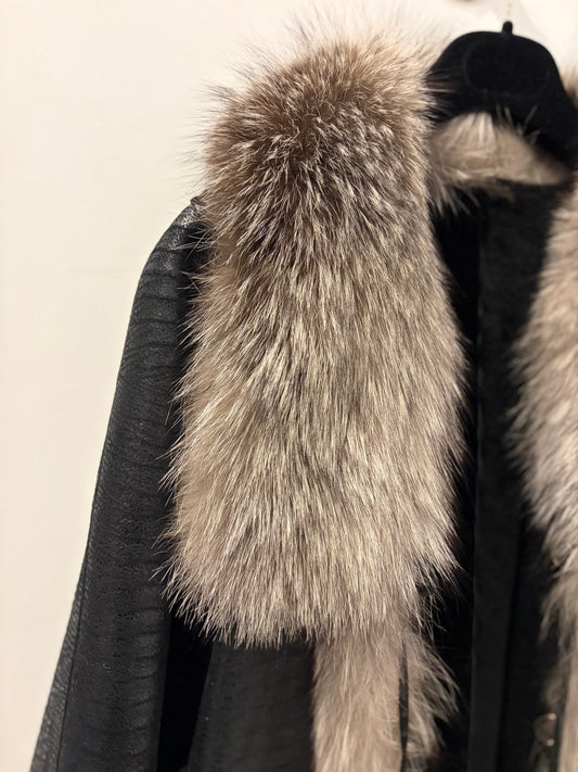 Dante & Beatrice Black Shearling Lambskin Coat w/Fur Trim - Medium