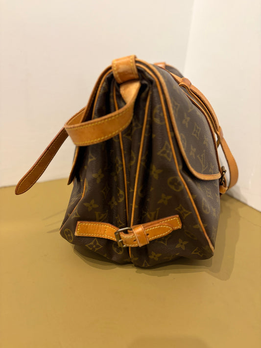 Louis Vuitton Monogram Saumur 35 Shoulder Bag