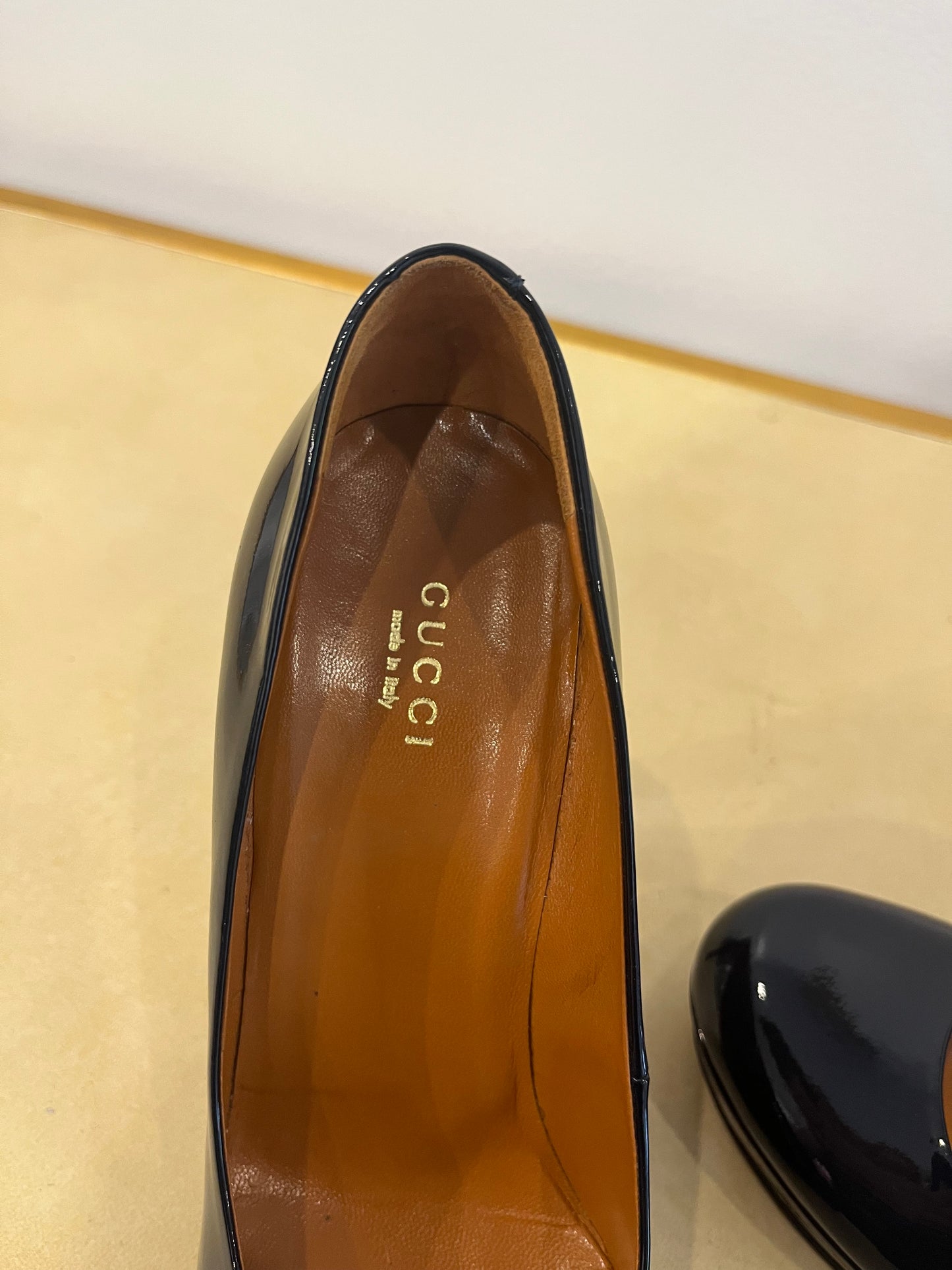 Gucci Navy Patent Pumps 7.5