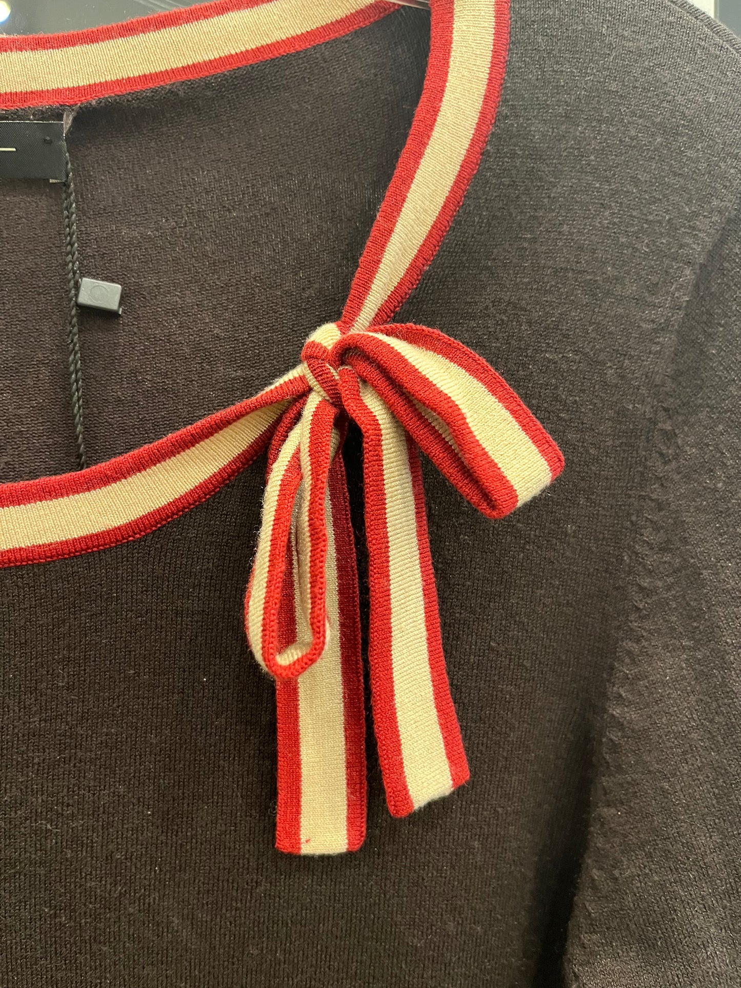 Weekend Max Mara brown w/ red tie M