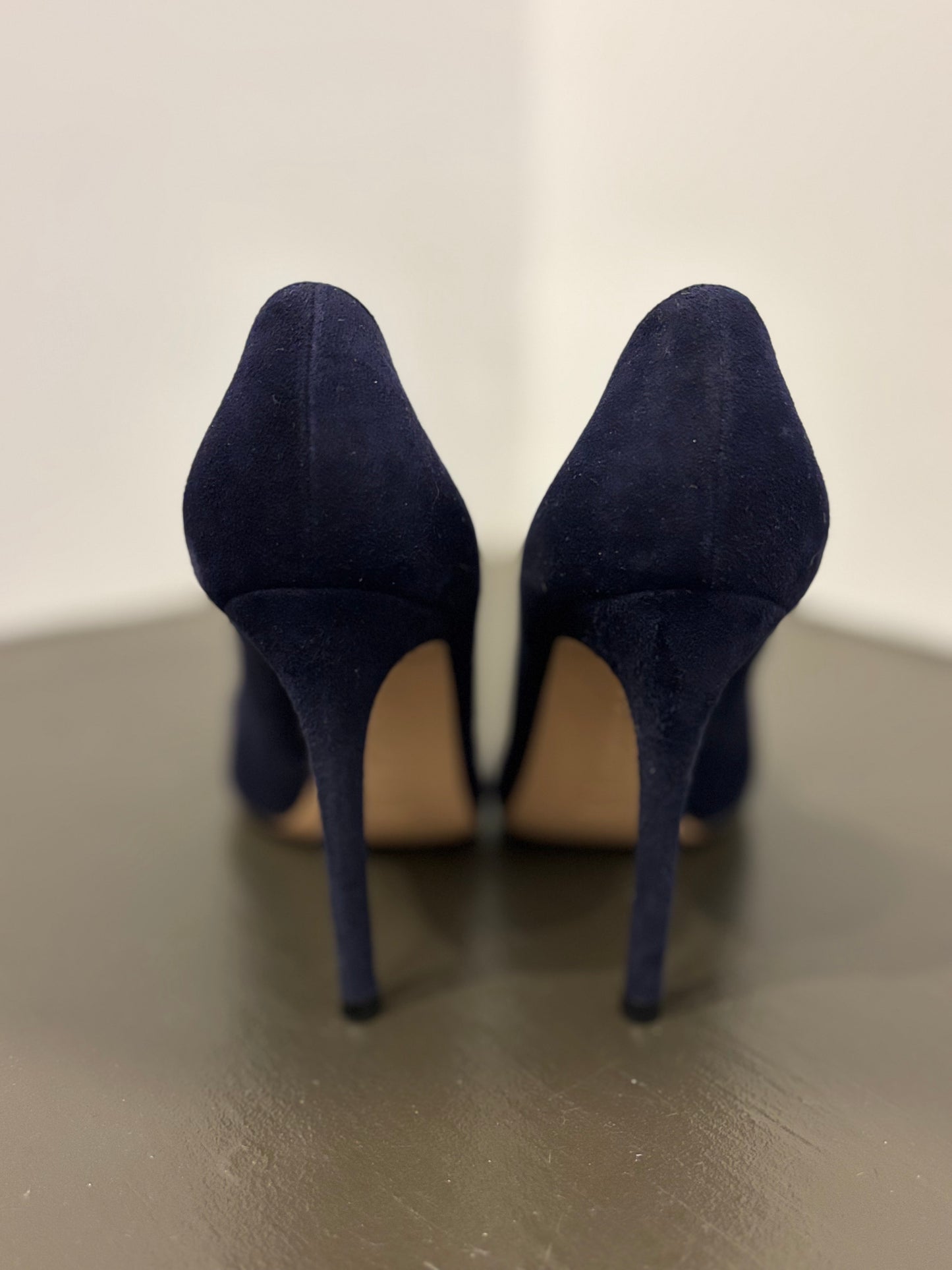 Gianvito Rossi Navy suede pump 36