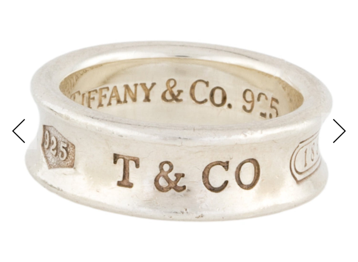 Tiffany & Co. Vintage 1837 Medium Band Ring