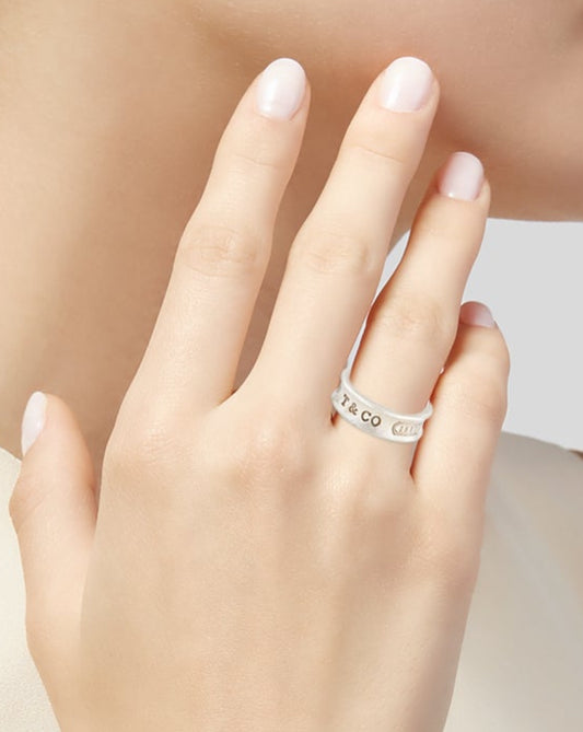 Tiffany & Co. Vintage 1837 Medium Band Ring