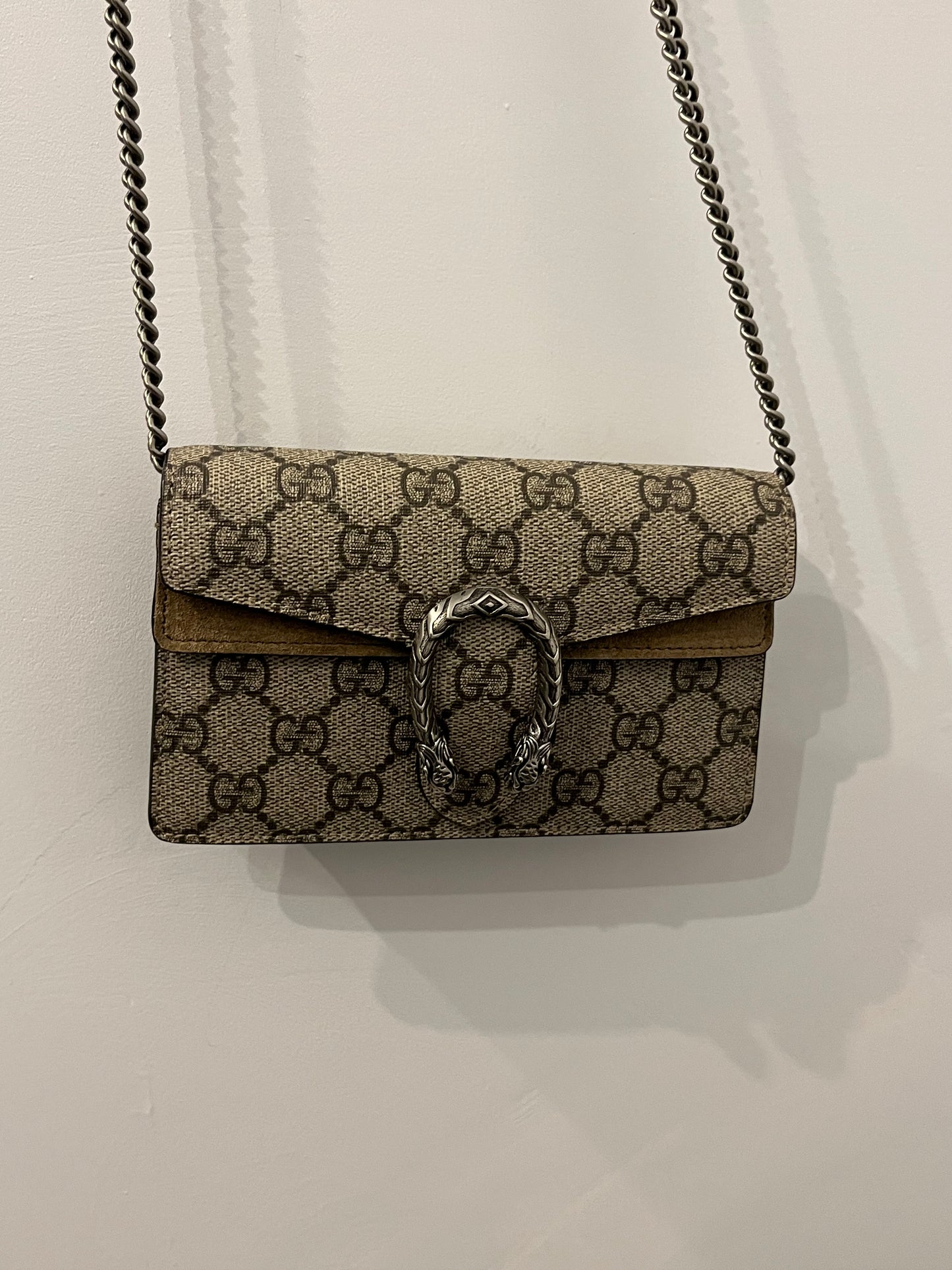 Gucci Super Mini Dionysus Bag crossbody