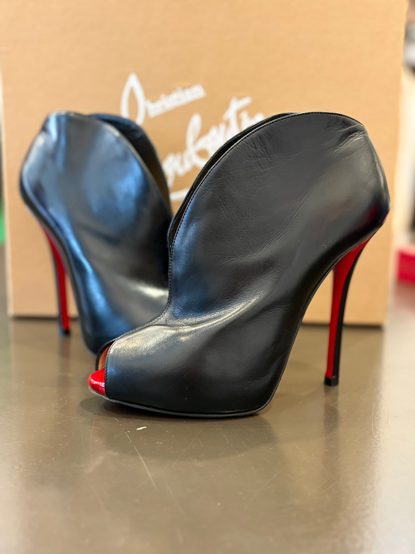 Christian Louboutin Chester Fille 120 Black Leather Peep Toe Booties - 36