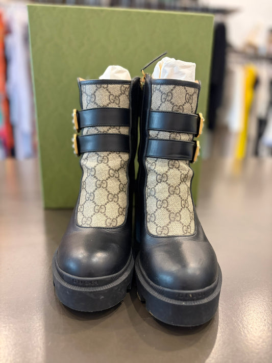 Gucci Kensington GG Canvas Lug Sole Angkle Boots - Size 39+