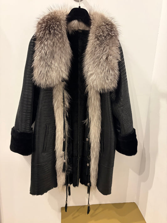 Dante & Beatrice Black Shearling Lambskin Coat w/Fur Trim - Medium