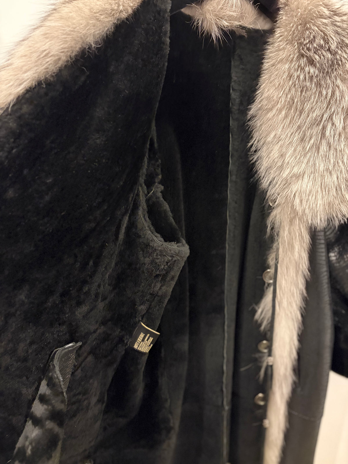 Dante & Beatrice Black Shearling Lambskin Coat w/Fur Trim - Medium