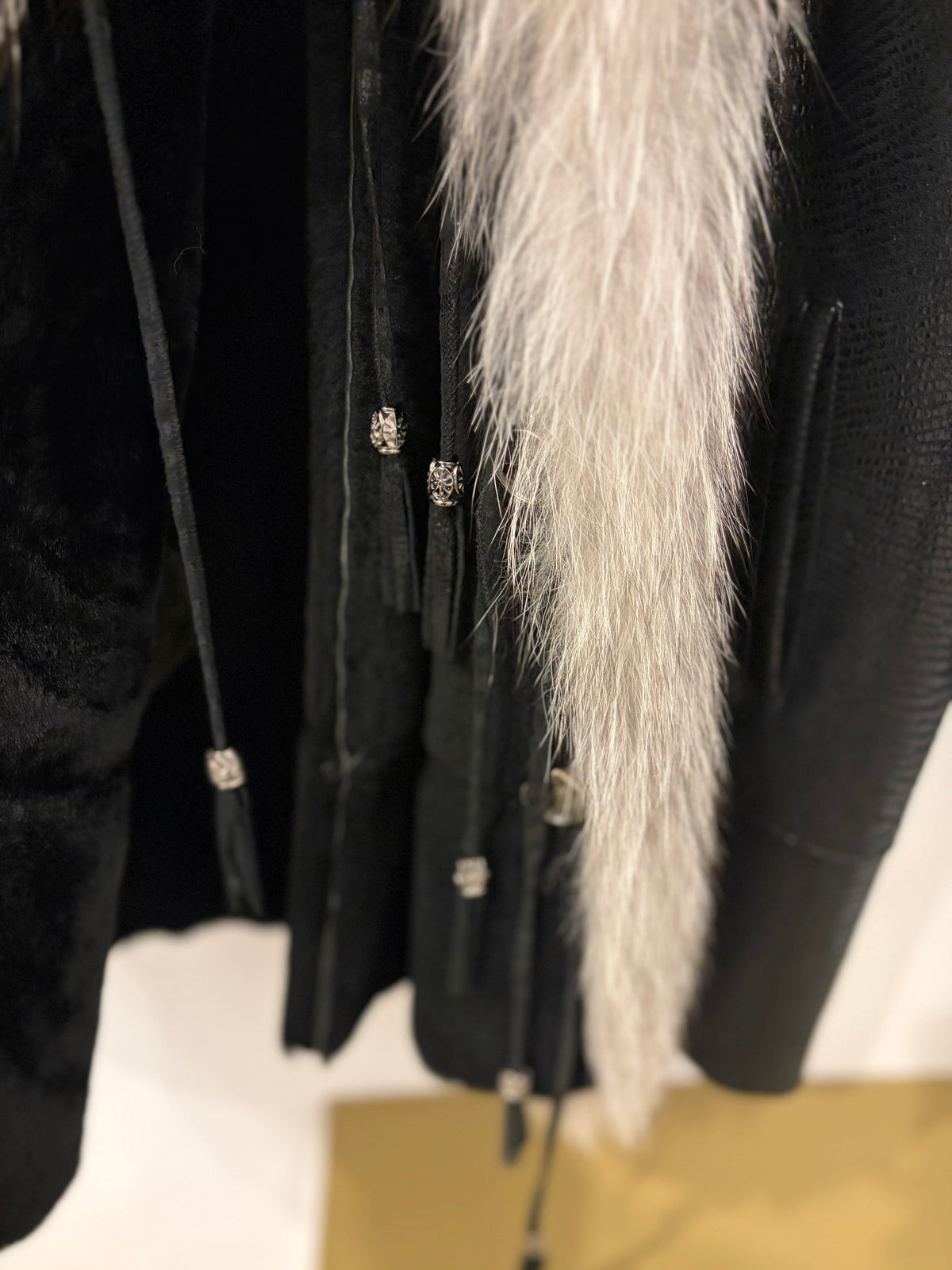 Dante & Beatrice Black Shearling Lambskin Coat w/Fur Trim - Medium