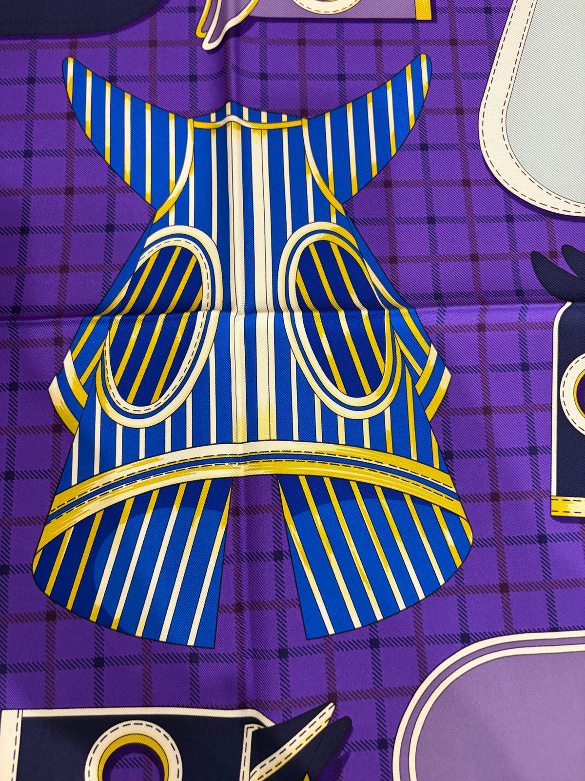 Hermès Camails Purple Colorway 90cm Scarf