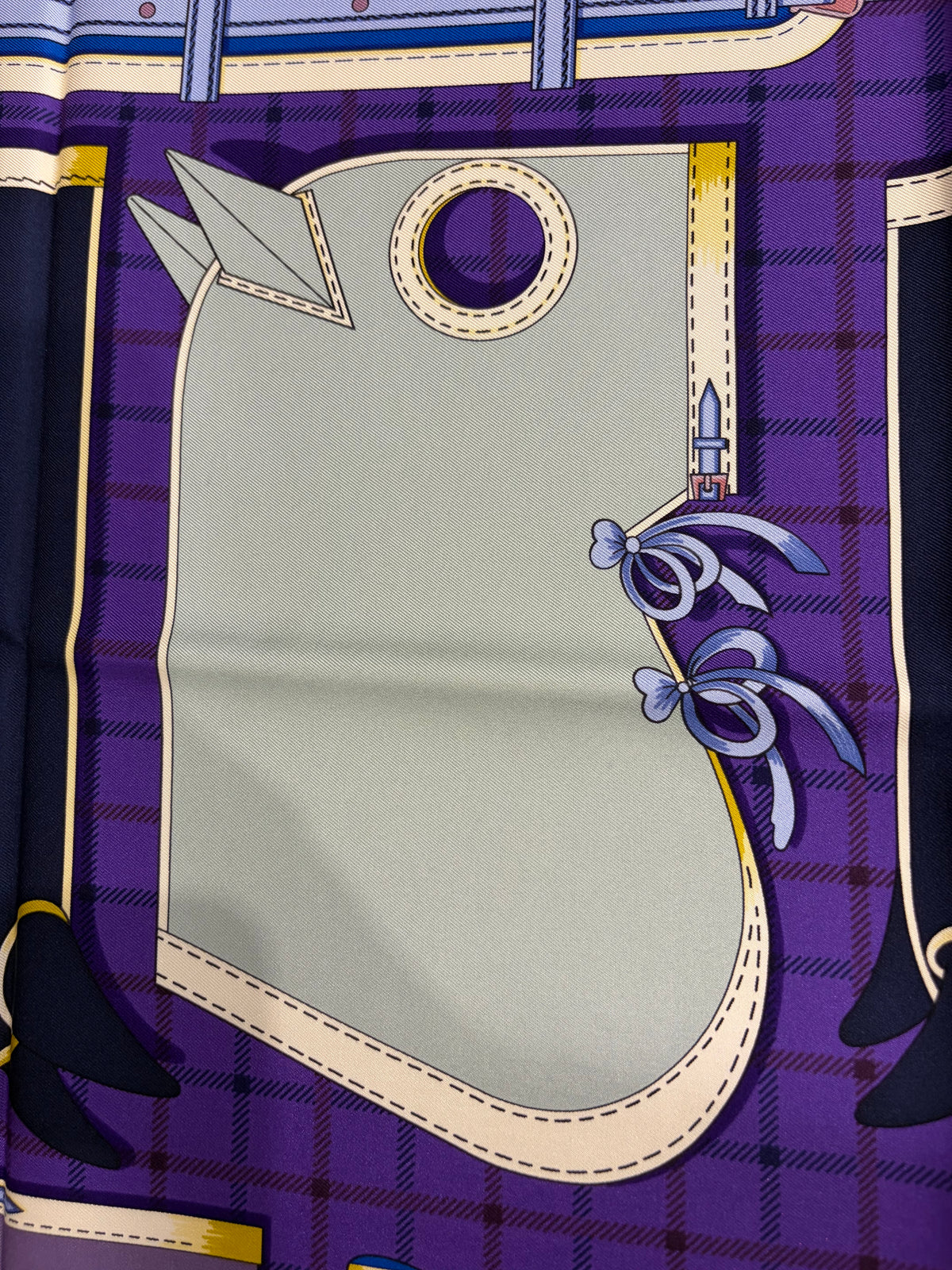 Hermès Camails Purple Colorway 90cm Scarf