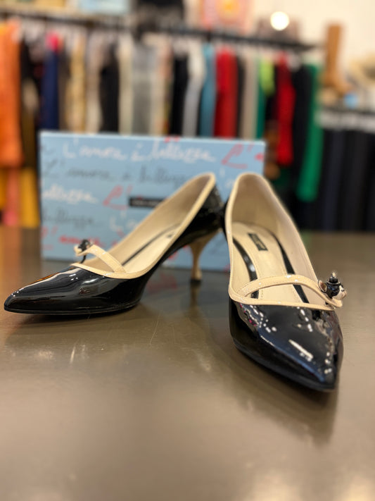 Dolce & Gabbana Black Patent Mary Jane Pumps with Bulldog Detail – Size 41