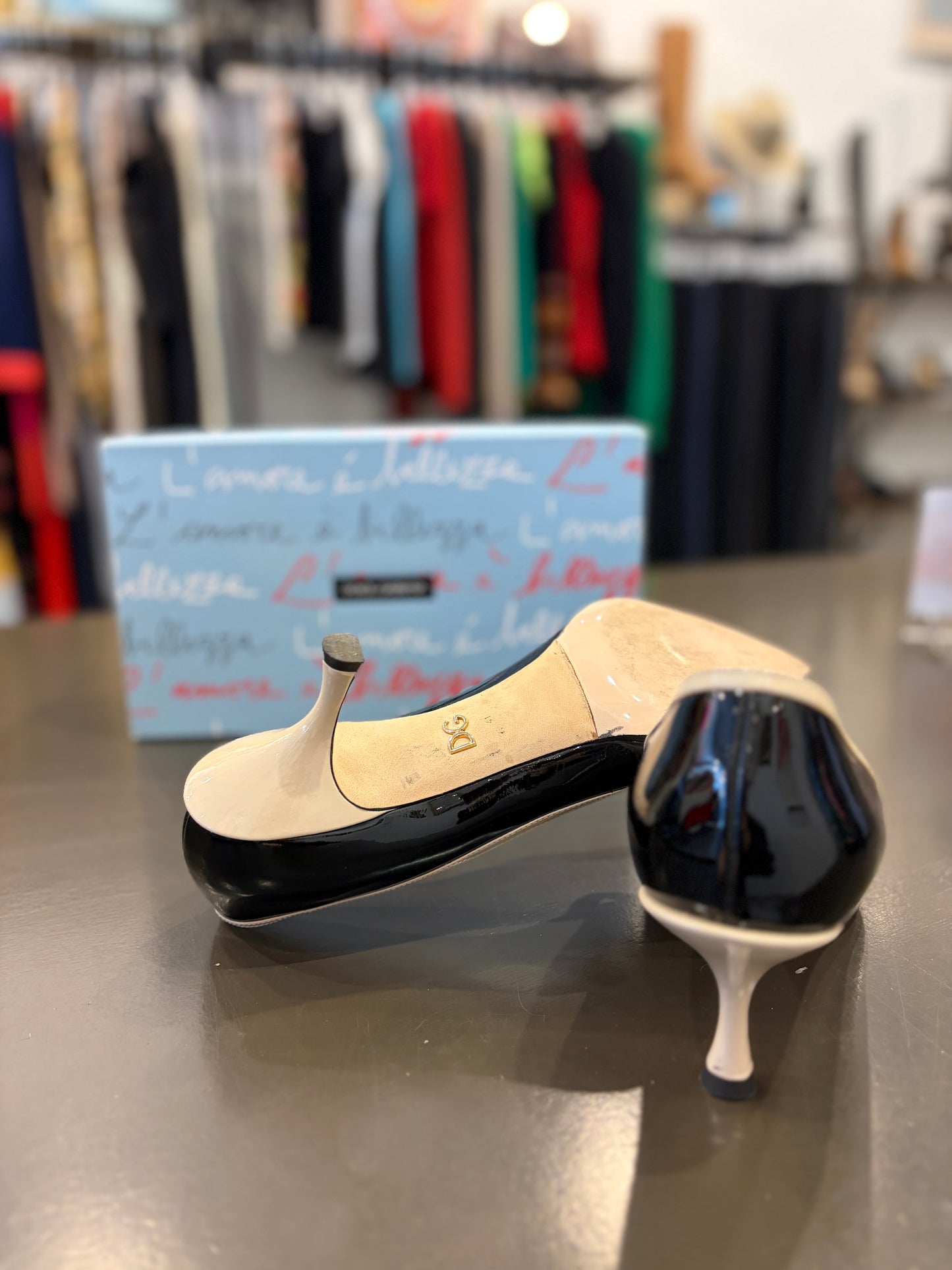 Dolce & Gabbana Black Patent Mary Jane Pumps with Bulldog Detail – Size 41