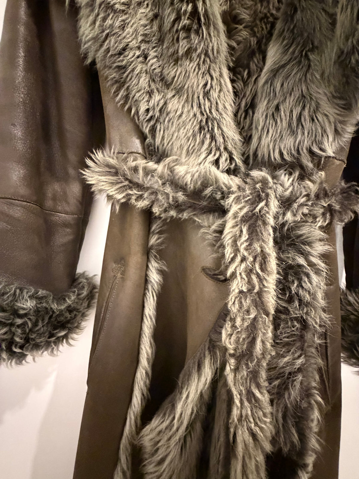 42 Original Espanol Leather Shearling Coat