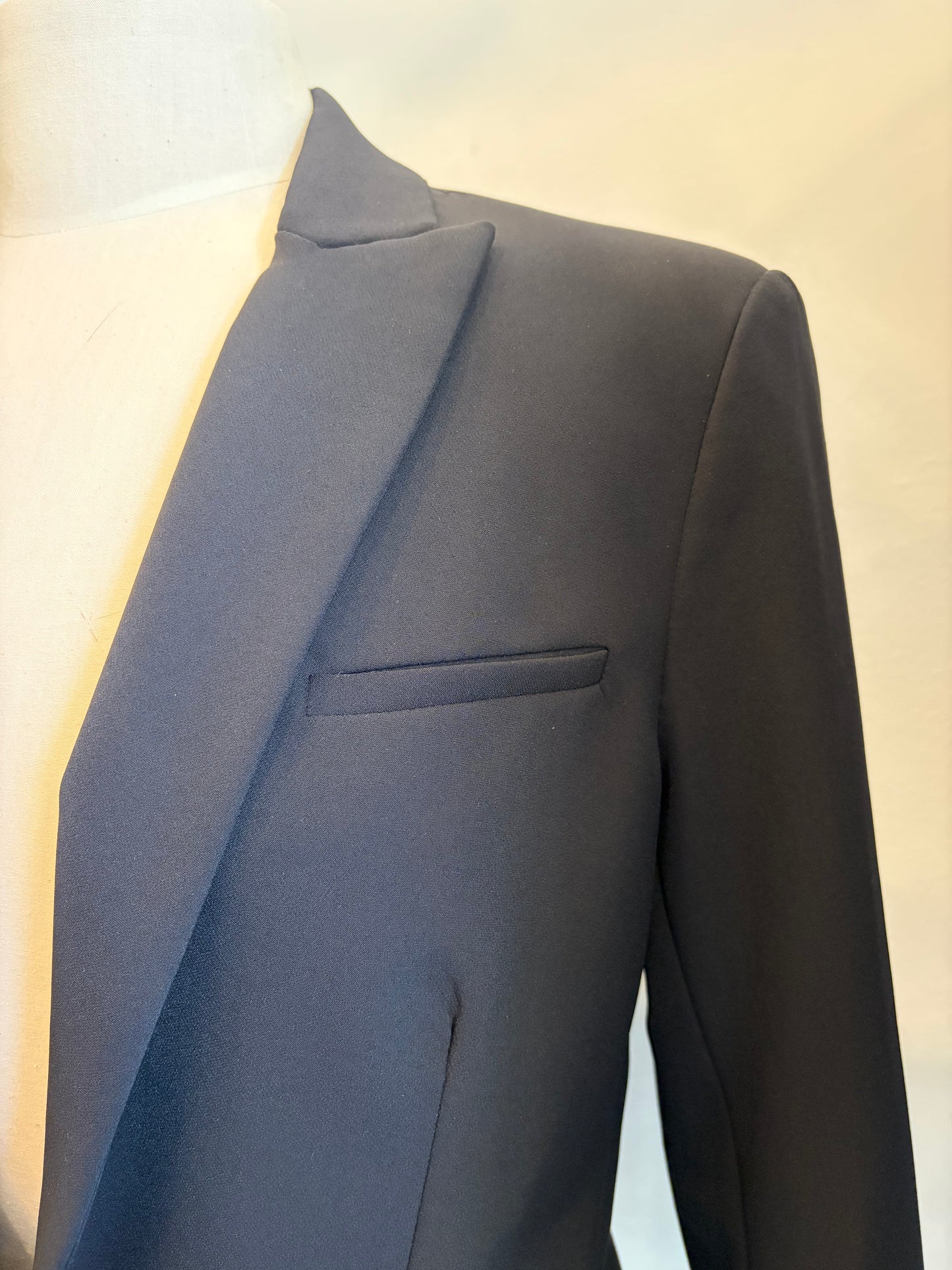 Veronica Beard Dickey-Adaptable Black Blazer - 8