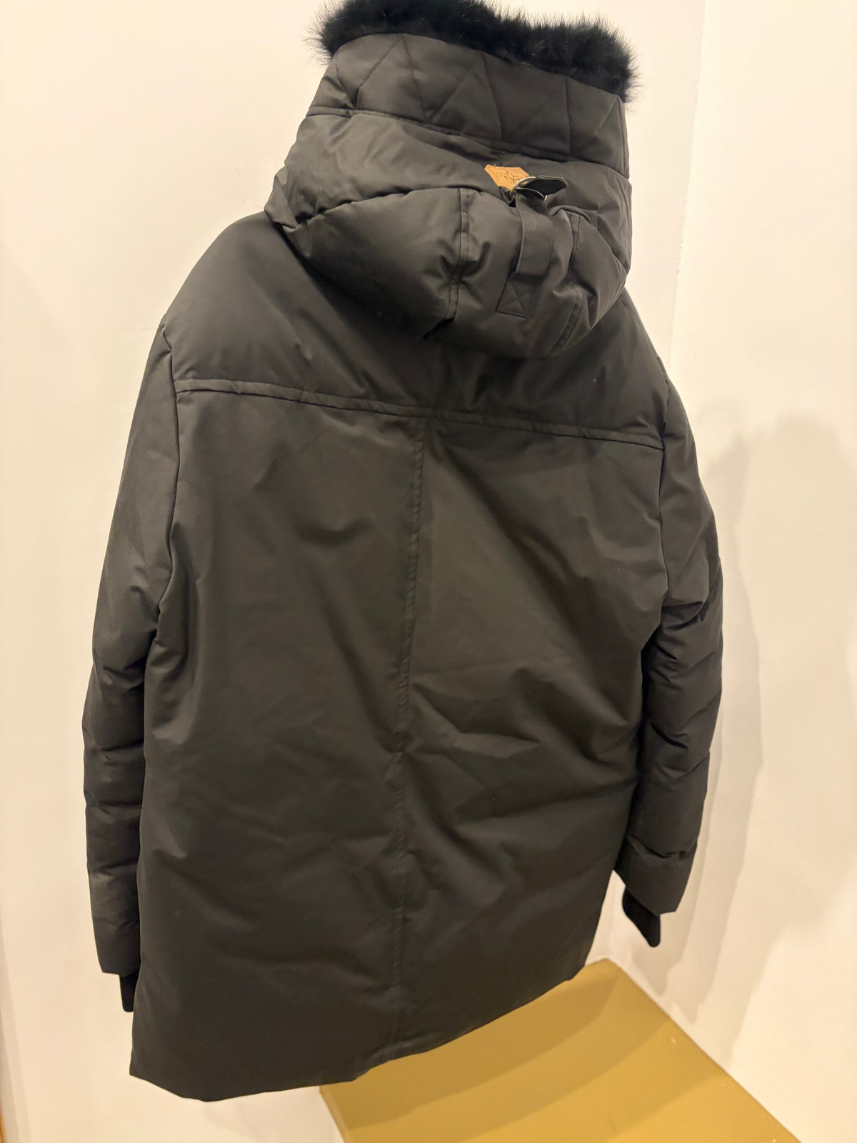 42 Mackage Men's Black Fur Trimmed Hooded Winter Parka