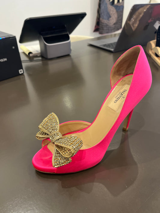 Valentino Garavani Satin Pumps 38