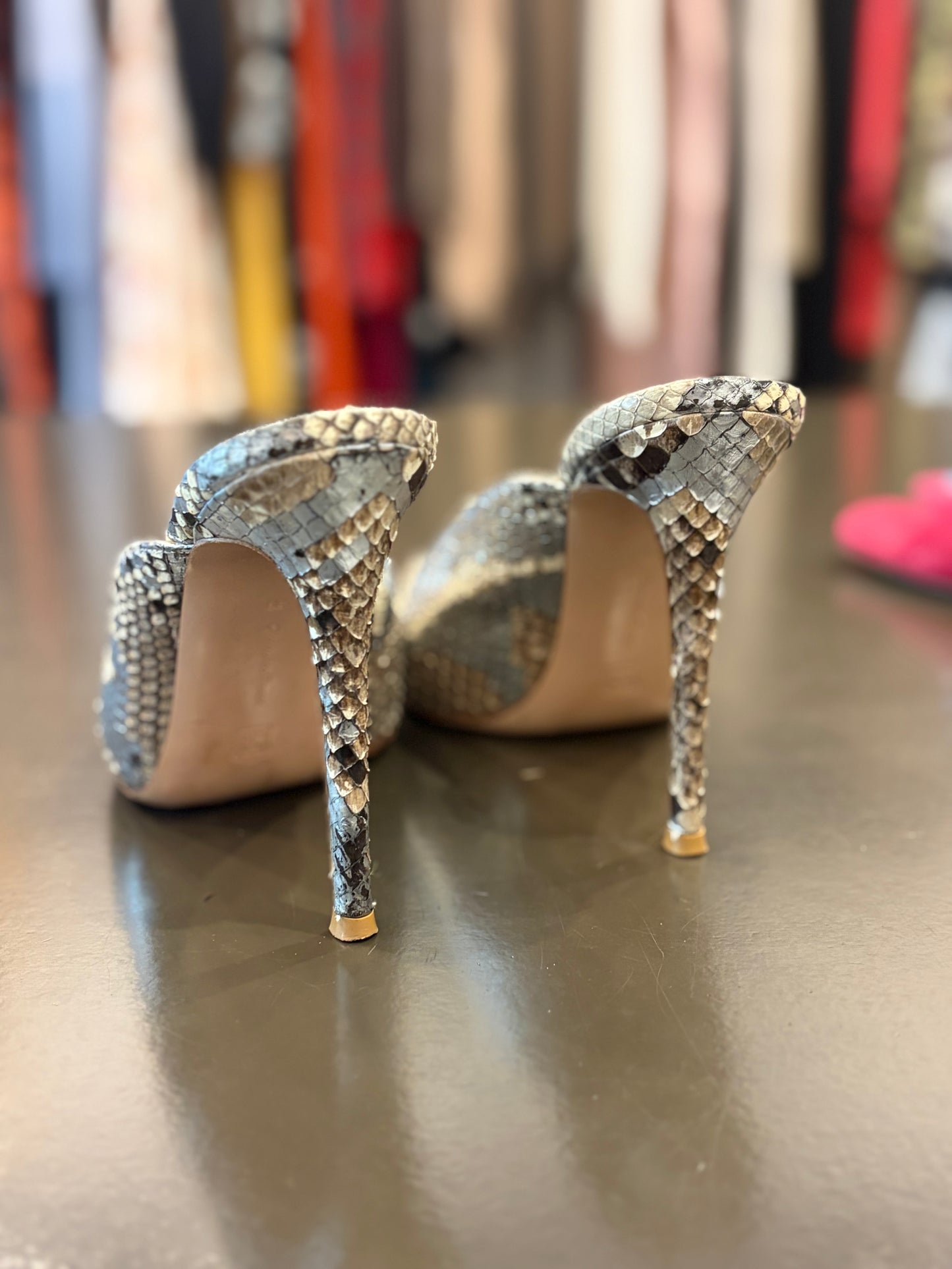 Gianvito Rossi Python pointed-toe mules - Size 39