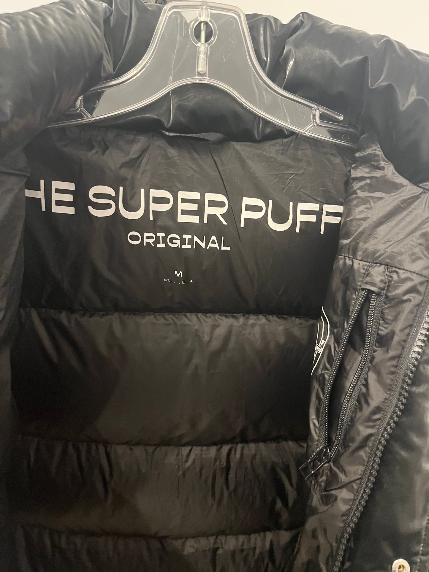 Aritzia Down Puffer Jacket High Gloss M