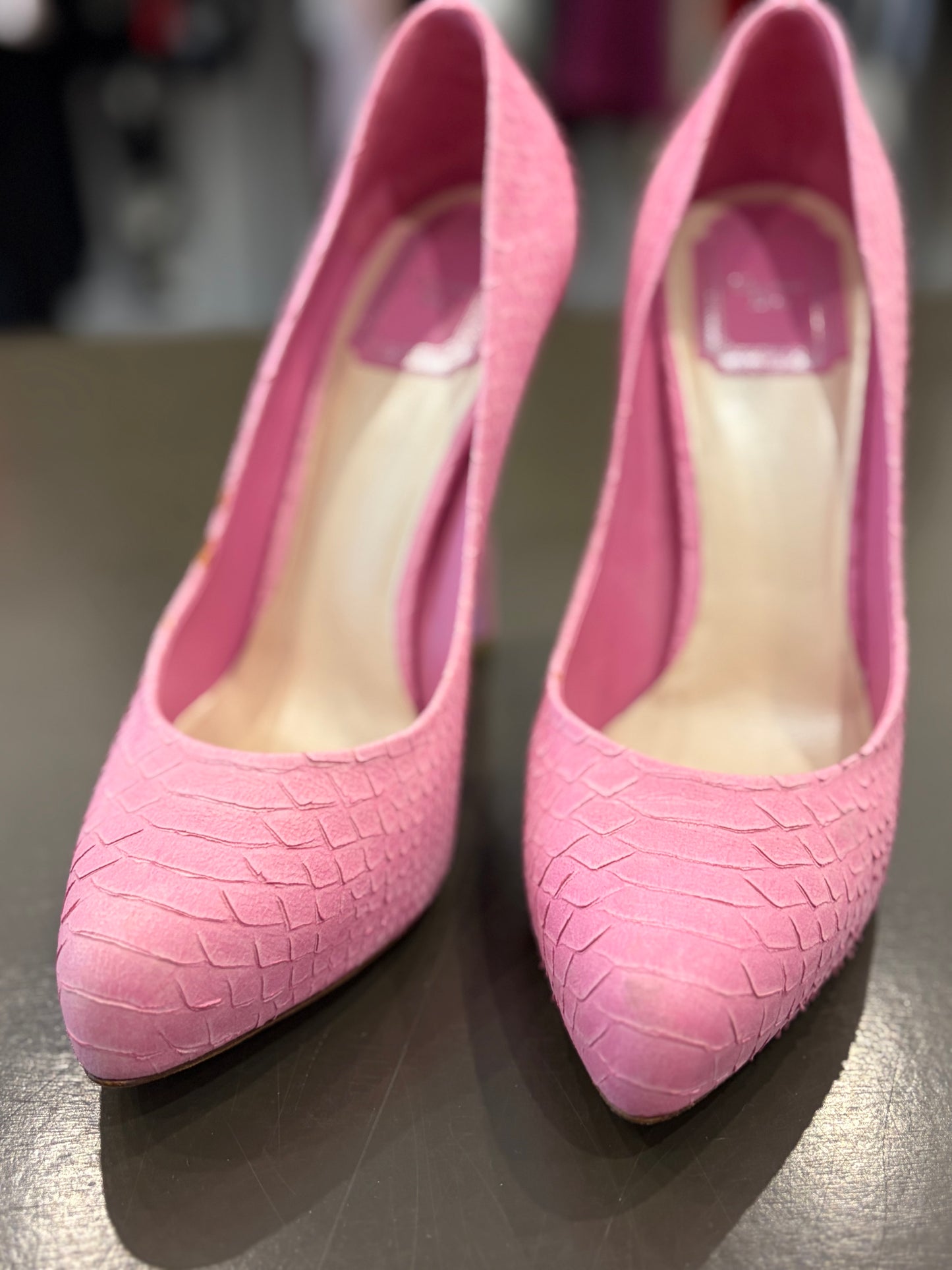 Christian Dior Pink Python Pumps 38.5