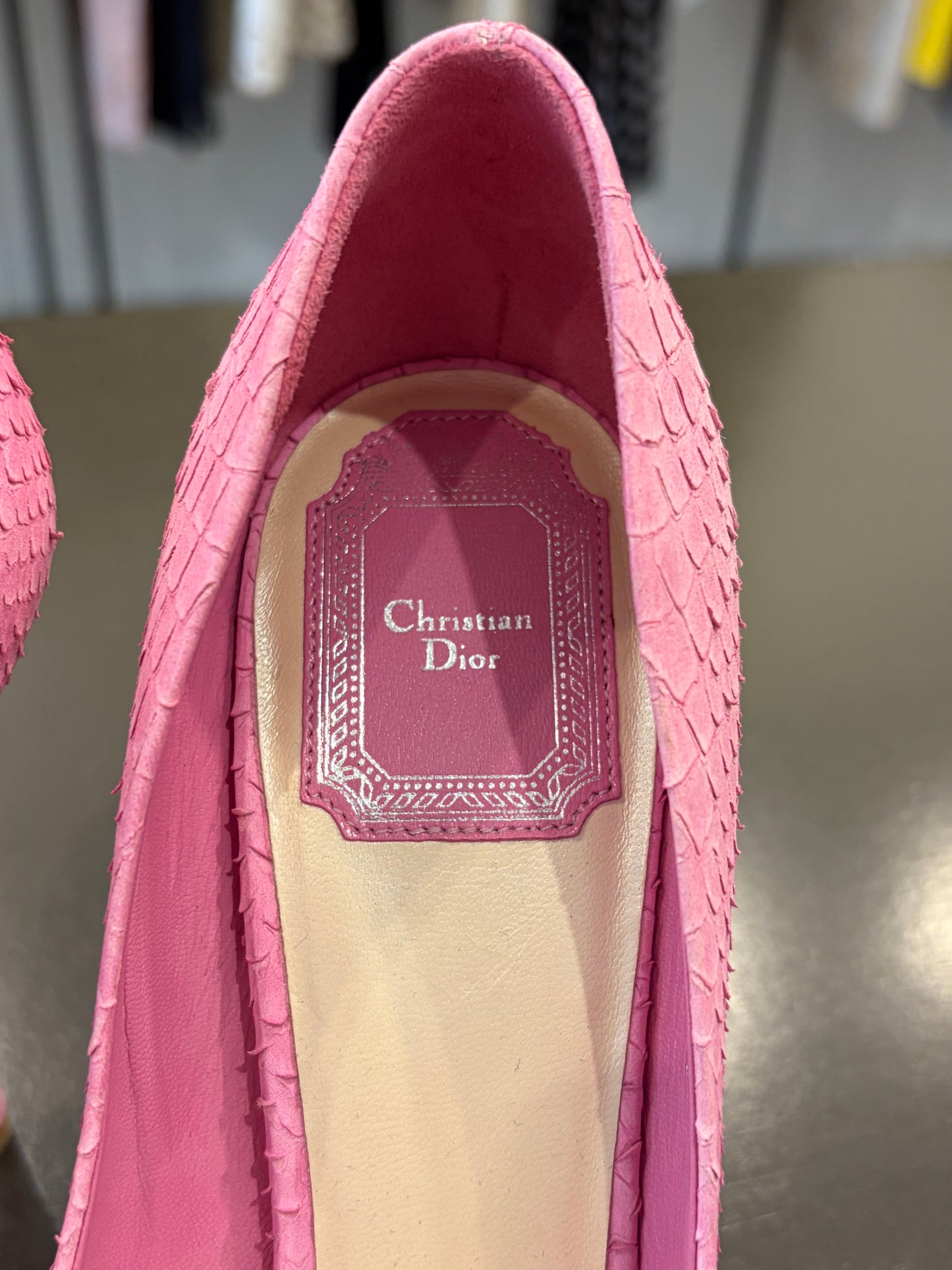 Christian Dior Pink Python Pumps 38.5