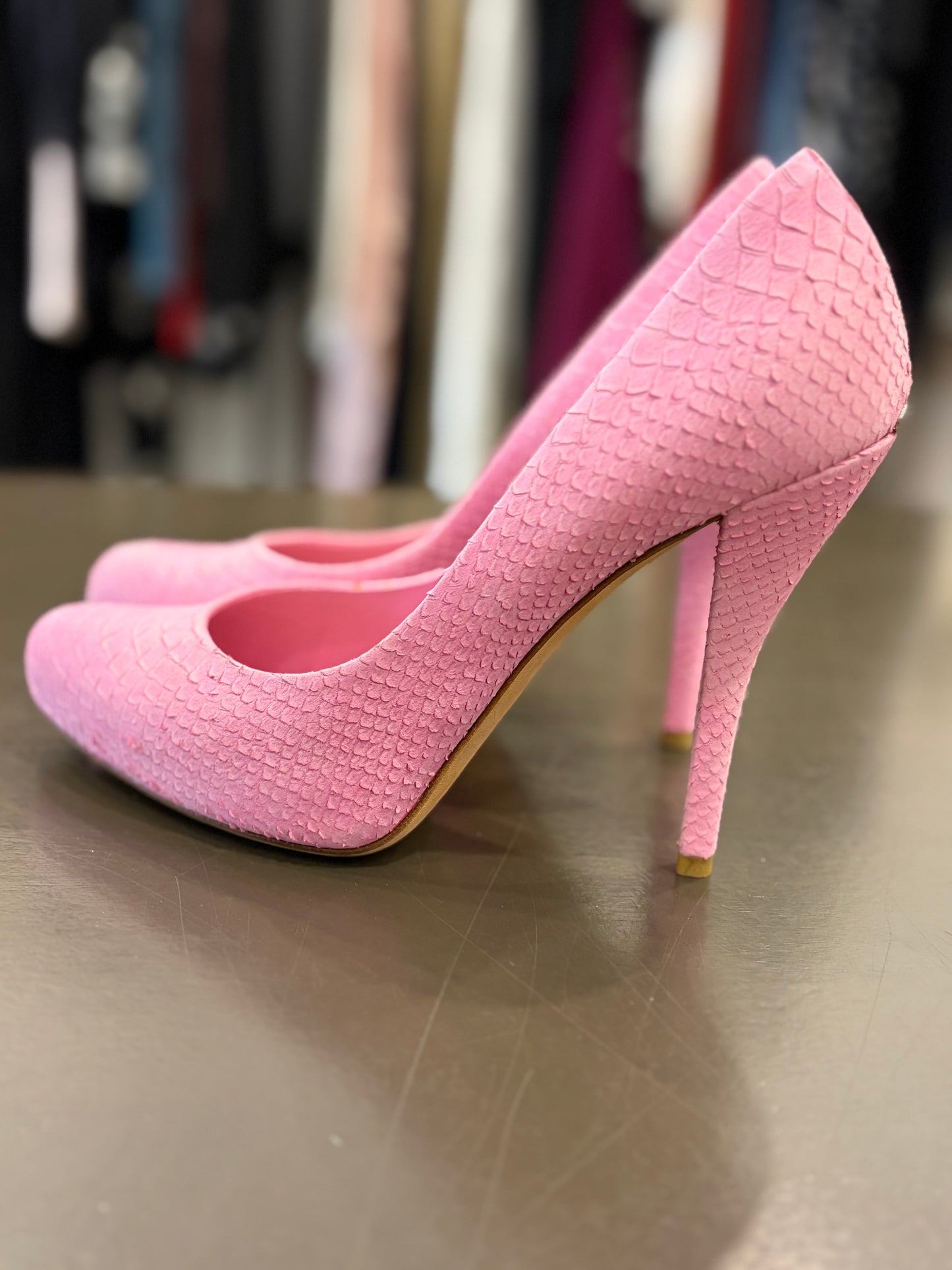 Christian Dior Pink Python Pumps 38.5