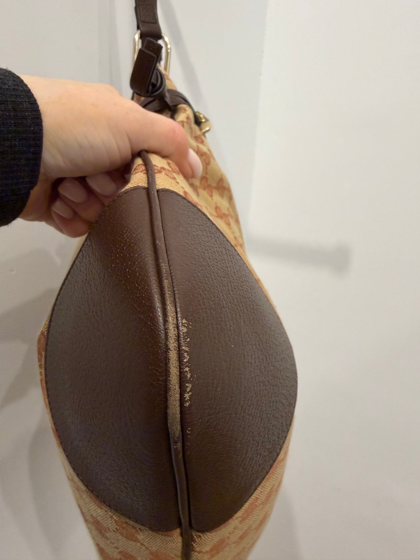 Gucci GG Canvas Horsebit Horsebit Shoulder Bag