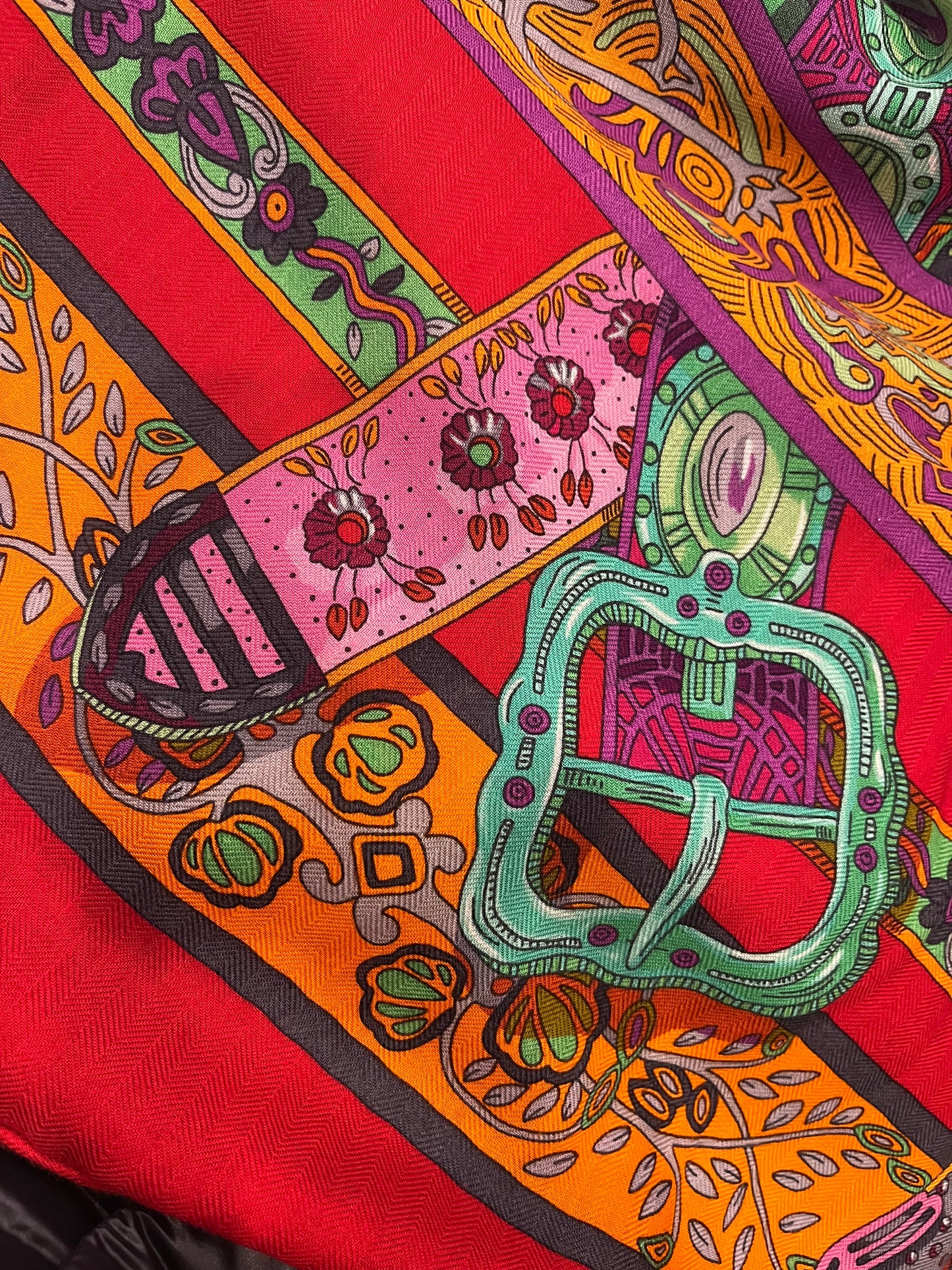 Hermès “Les Sangles de l’Orient” Cashmere/Silk Shawl 140 – Red Multicolor