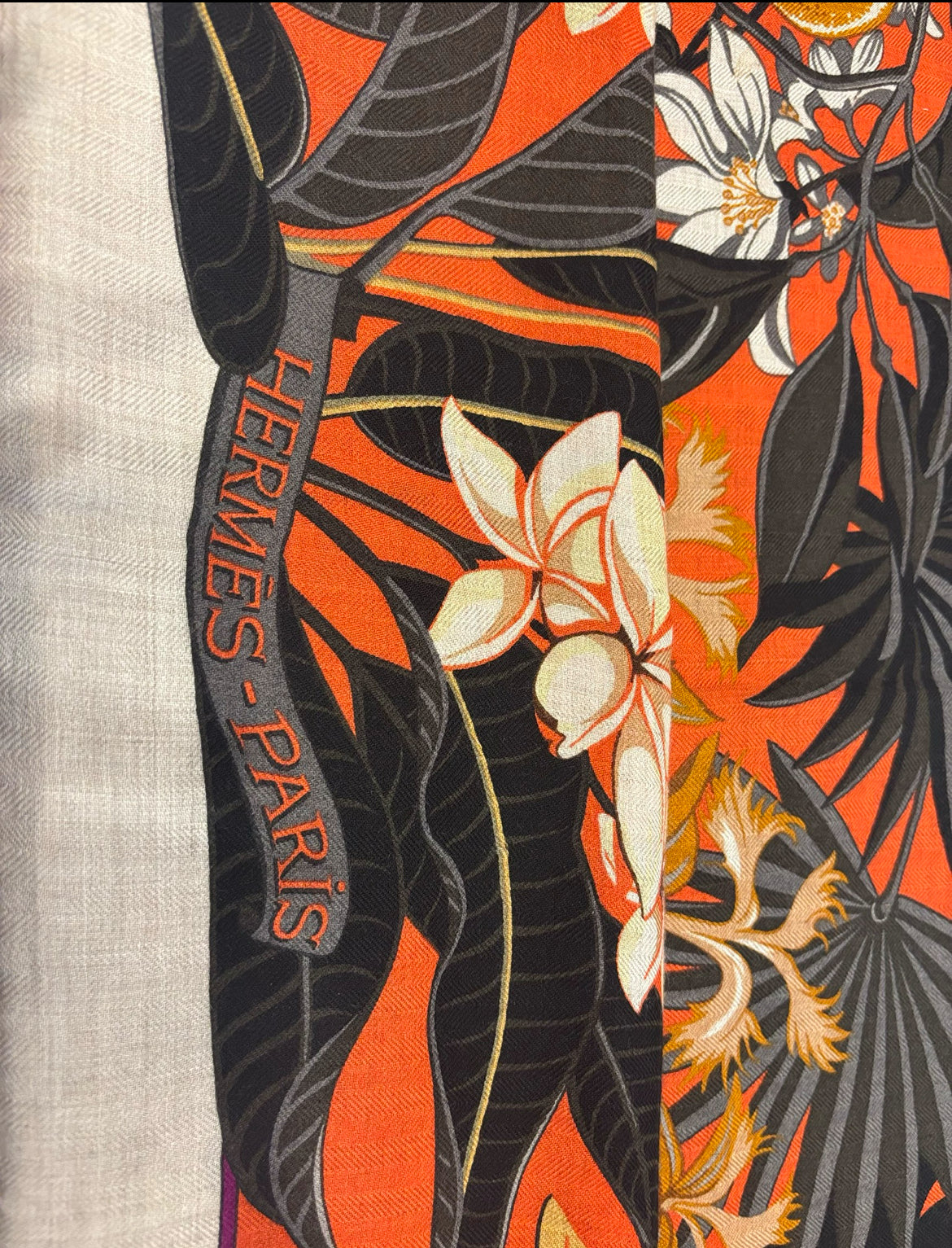 Hermès “Toutsy” Cashmere/Silk Shawl 140 – Beige / Gold / Black / Orange