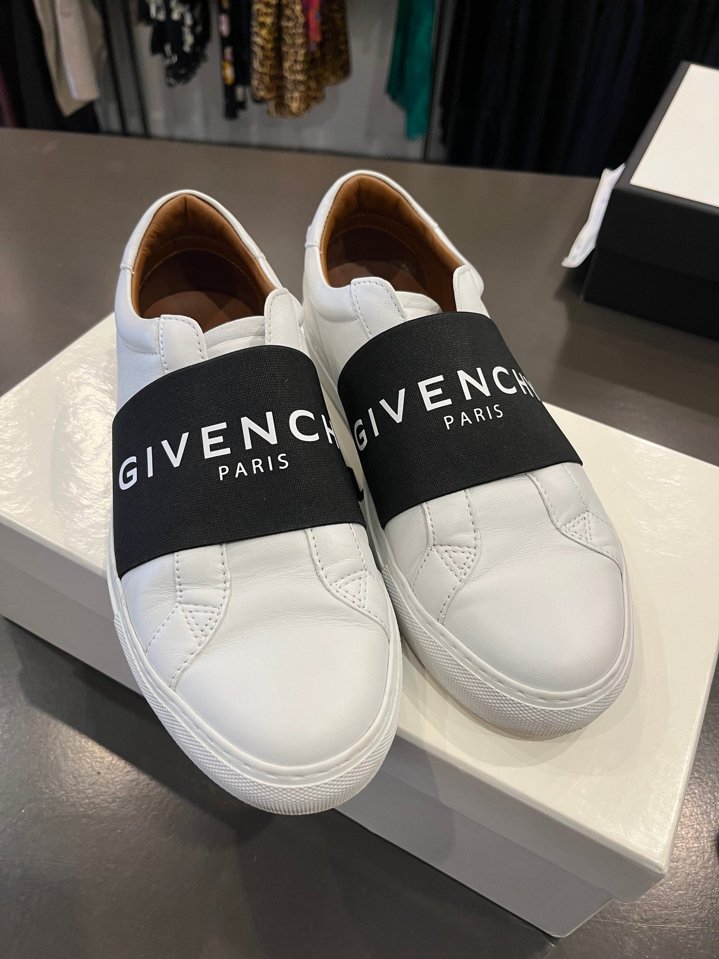 Givenchy Urban Street Elastic Band Sneakers 39.5