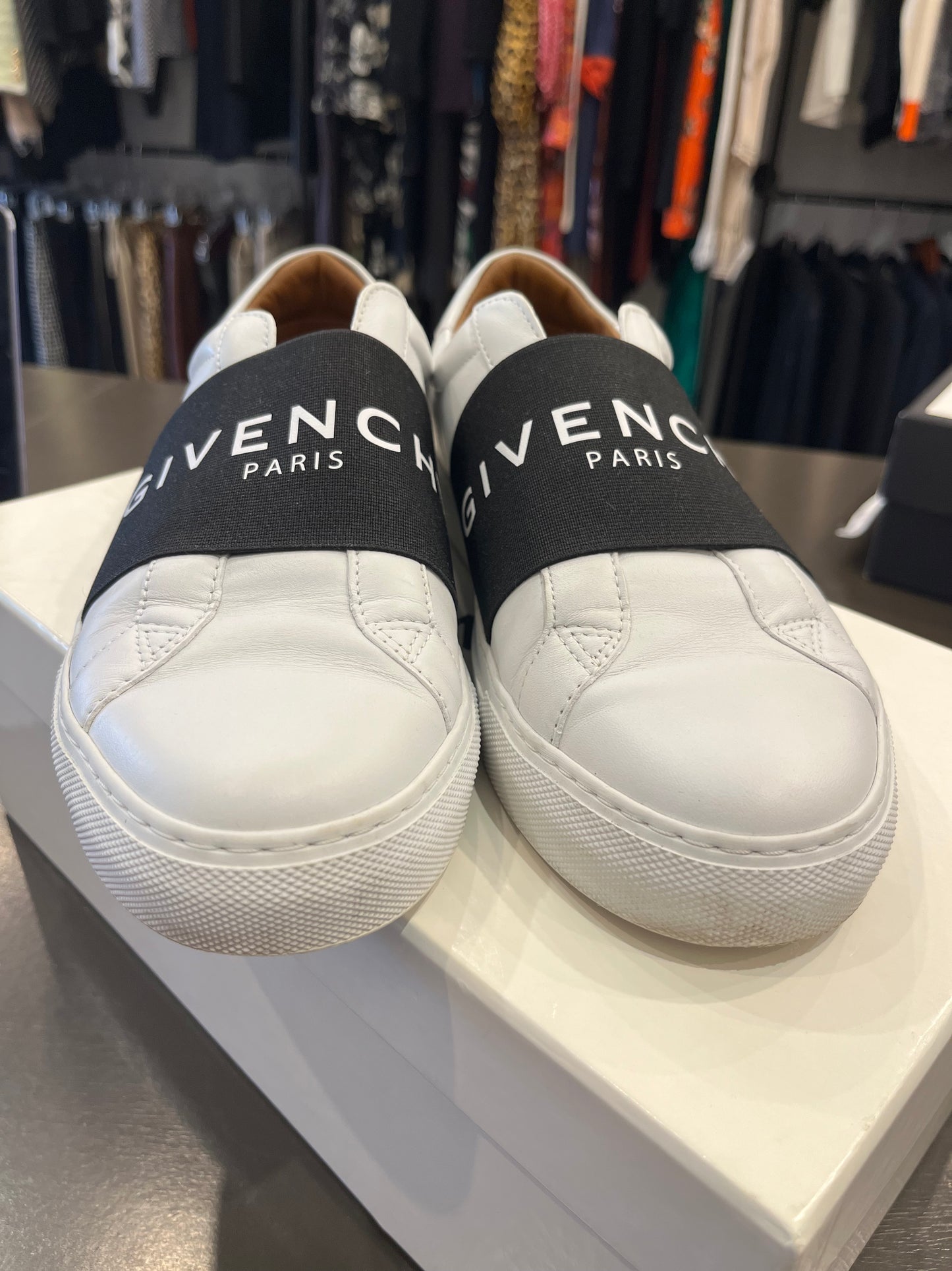 Givenchy Urban Street Elastic Band Sneakers 39.5