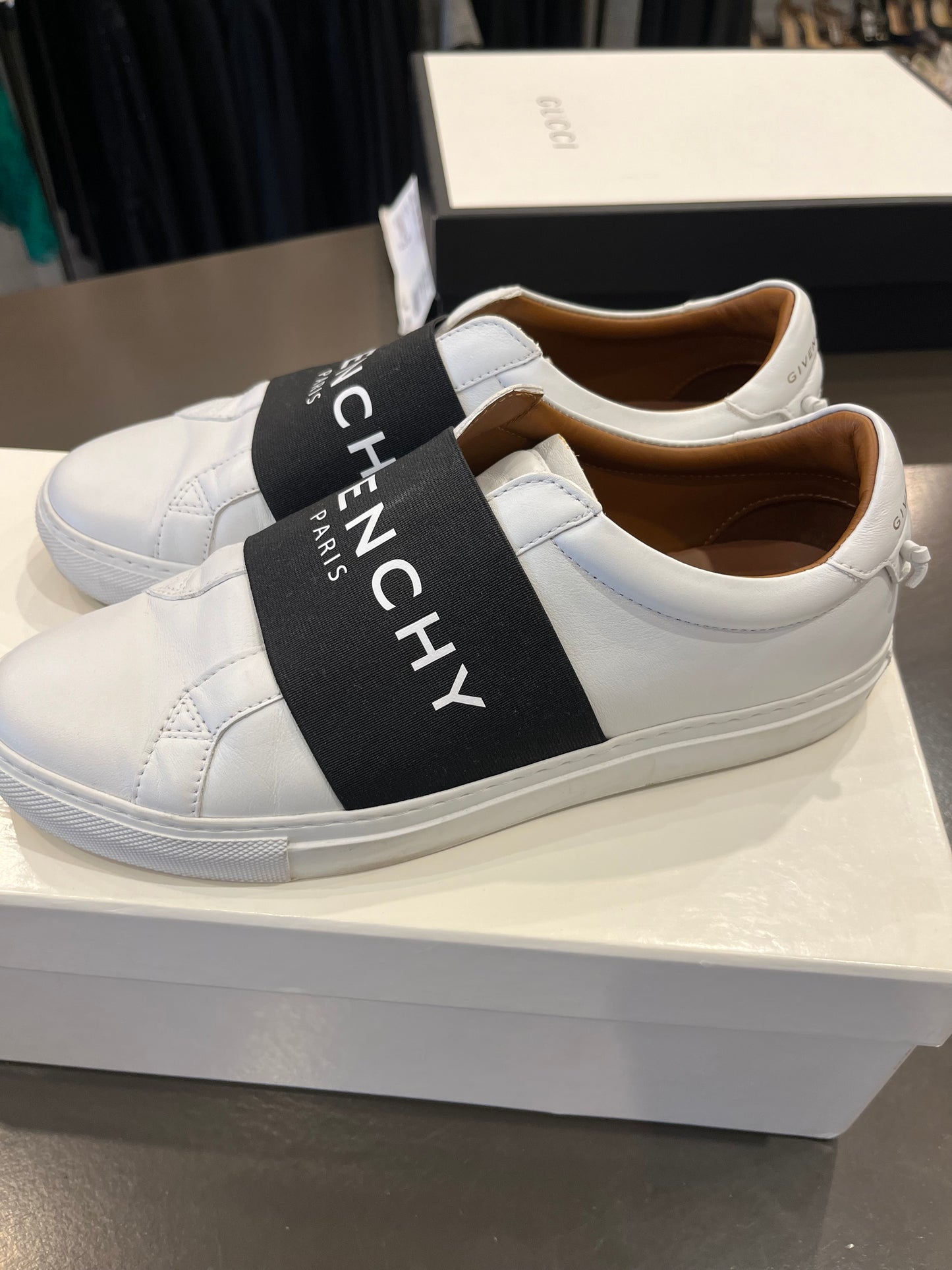 Givenchy Urban Street Elastic Band Sneakers 39.5