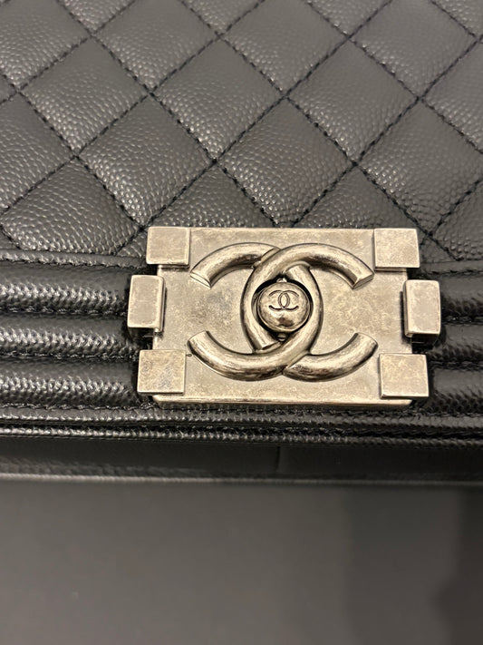 Chanel Medium Boy Flap Bag – Black Caviar Leather with Ruthenium Hardware – Pristine