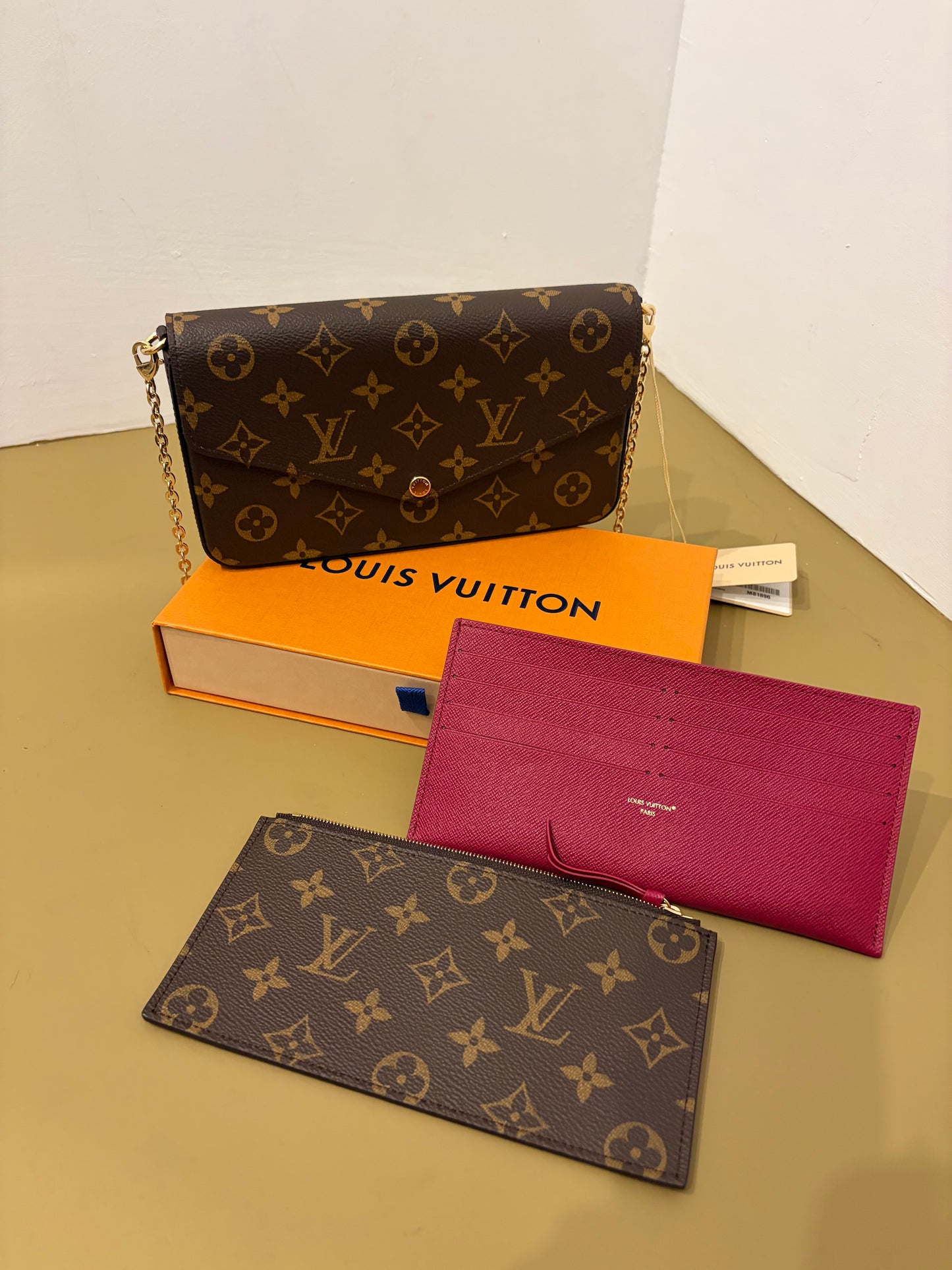 Louis Vuitton Pochette Félicie Monogram Canvas Crossbody Bag – Fuchsia Interior | Full Set