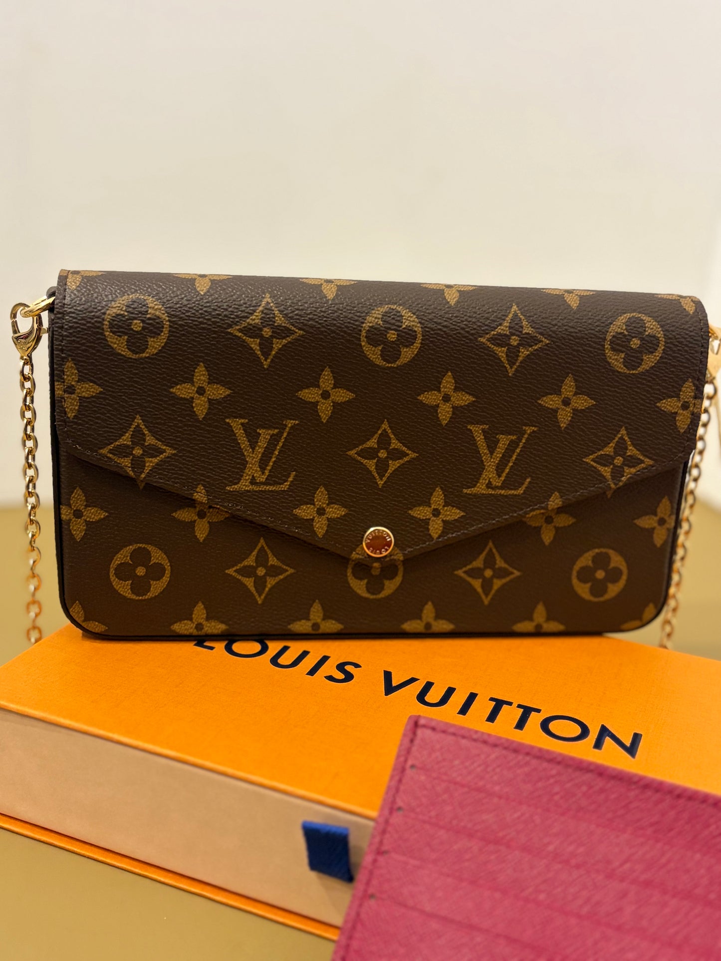 Louis Vuitton Pochette Félicie Monogram Canvas Crossbody Bag – Fuchsia Interior | Full Set