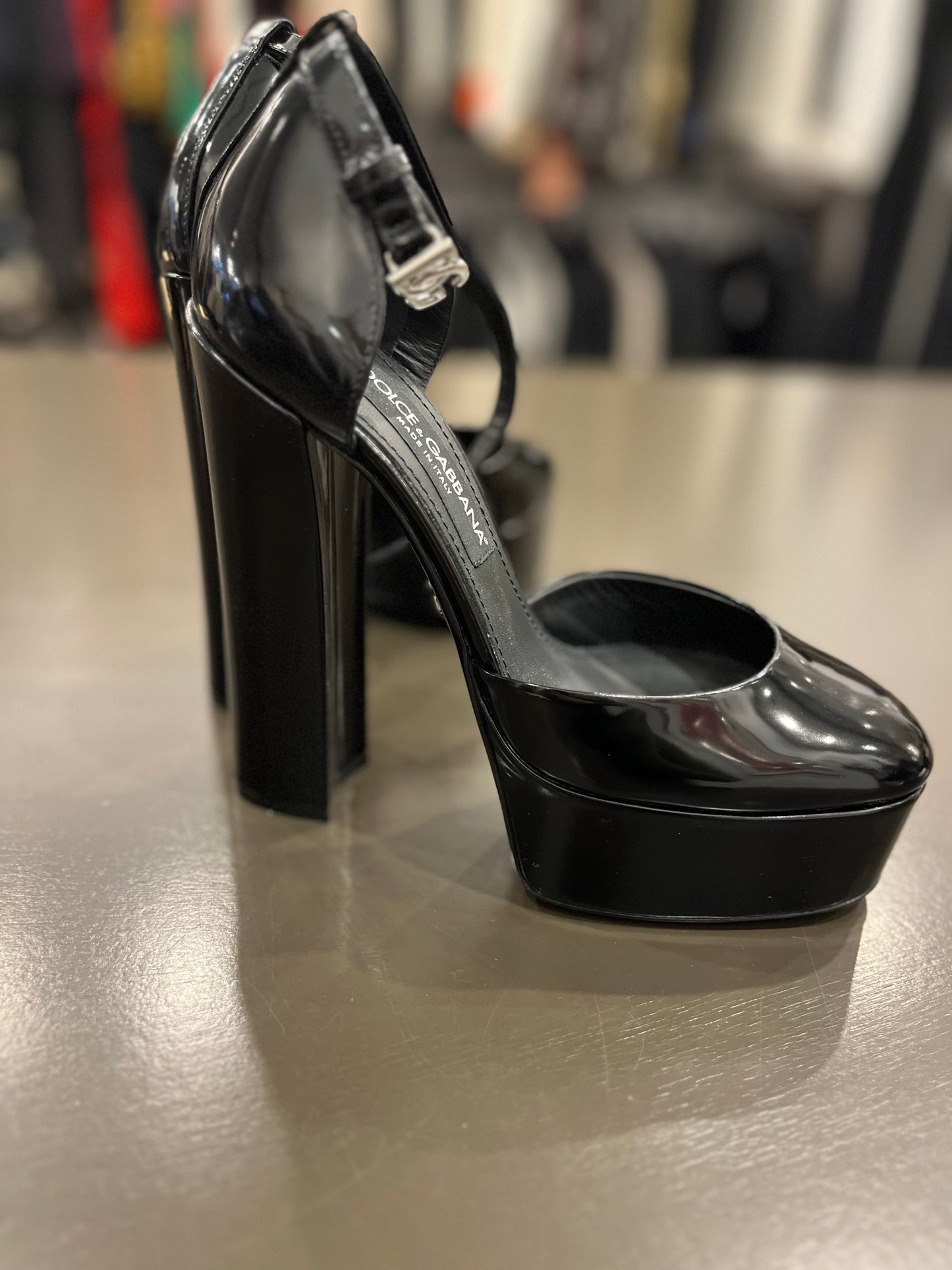 Dolce & Gabbana Platform patent leather tall block heel 39