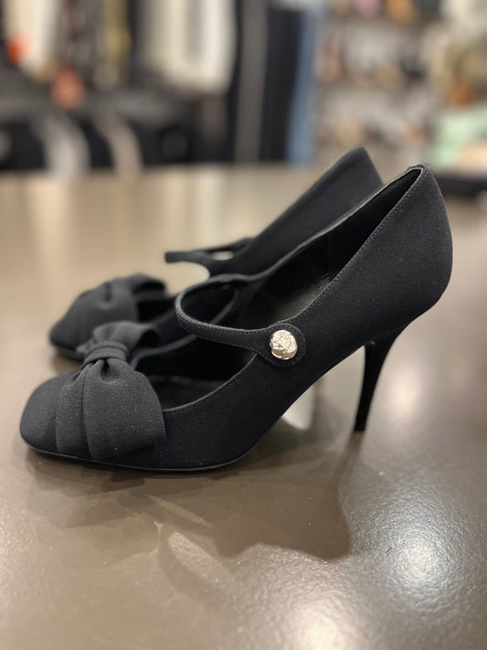 Valentino Garavani black bow mary jane pumps 38