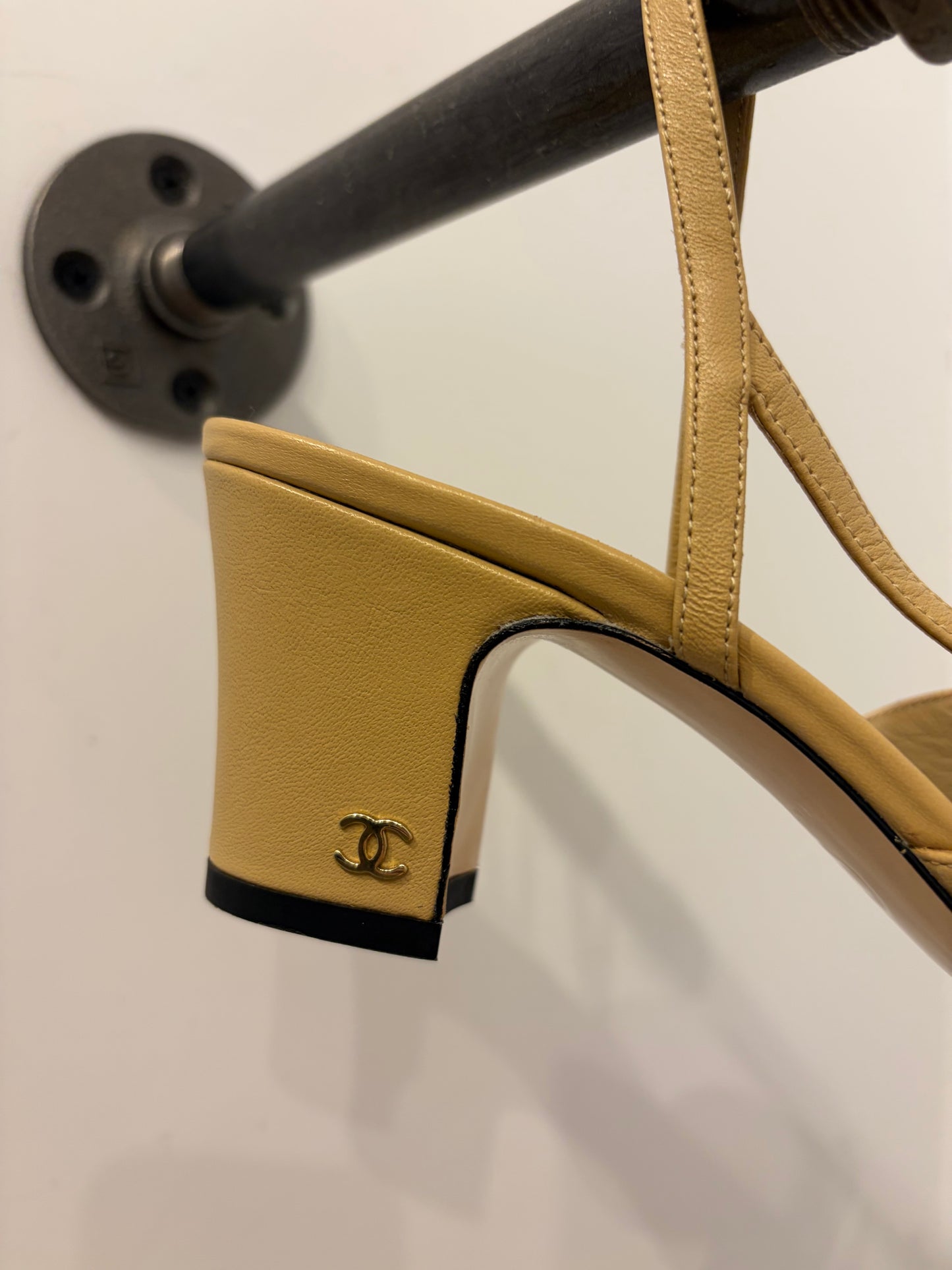 Chanel Classic Beige Black Cap Toe Slingback Pumps 38