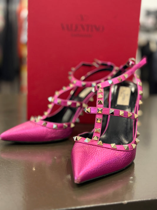 Valentino Garavani Rockstud Metallic Fuschia Pumps - 41