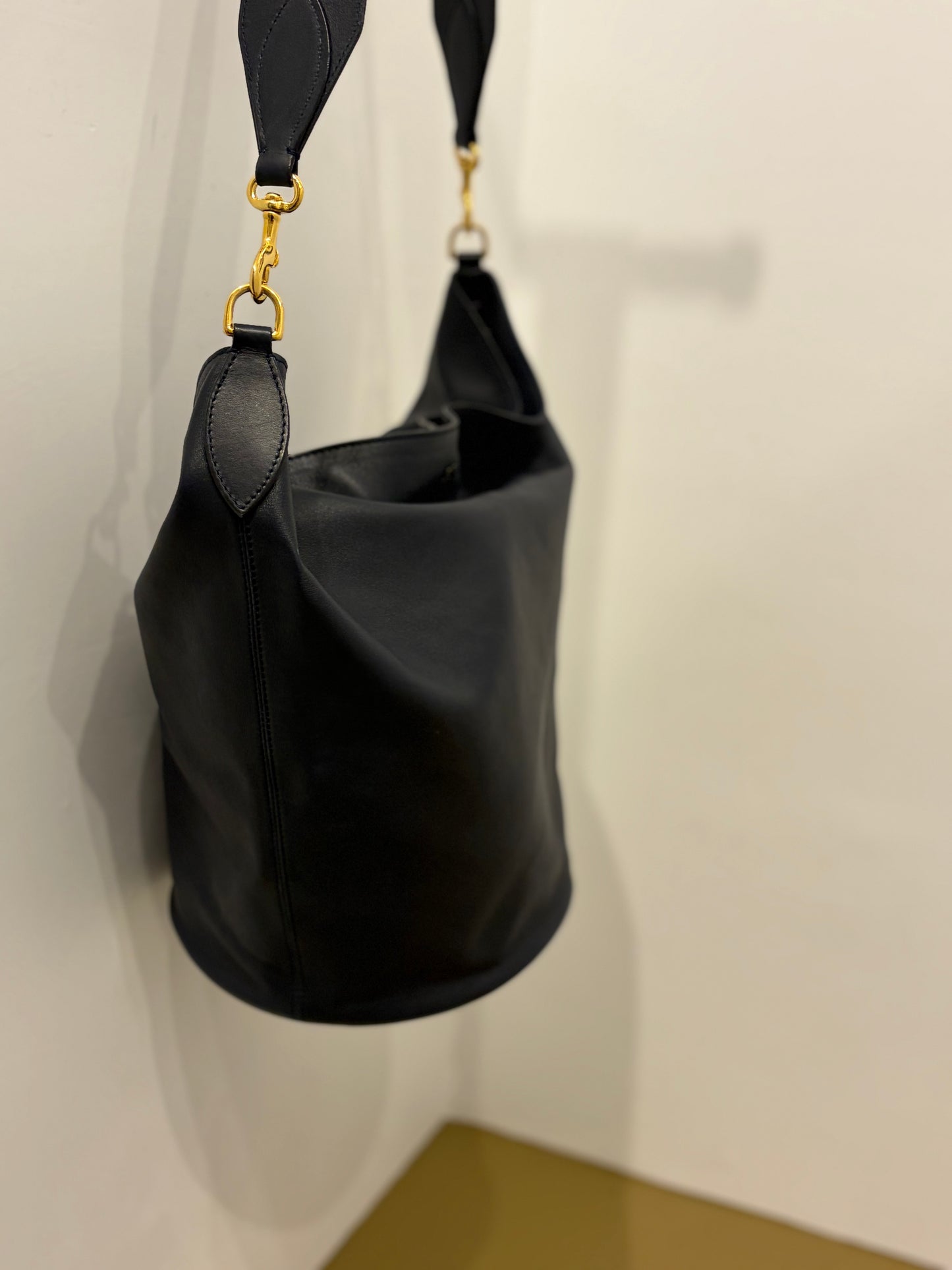 Khaite Black Leather Bucket Shoulder Bag Gold Hardware Made in Italy
