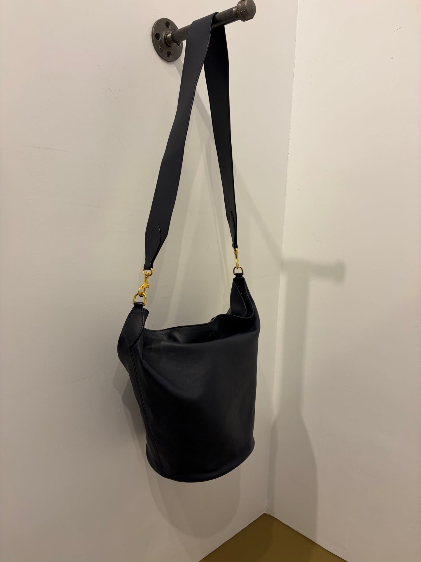 Khaite Black Leather Bucket Shoulder Bag Gold Hardware Made in Italy
