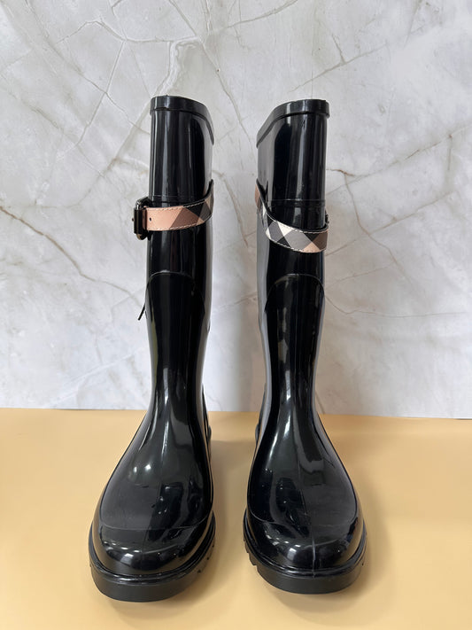 Burberry Black Rubber Kenyon Nova Check Boots Size 7 Women's