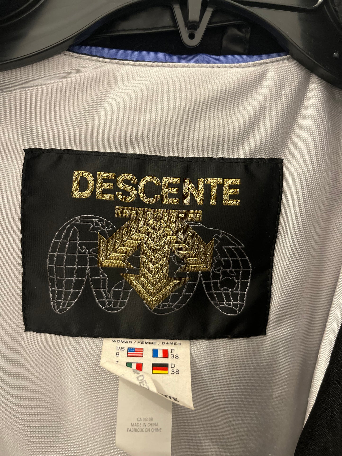 Descente insluated ski jacket periwinkle 8