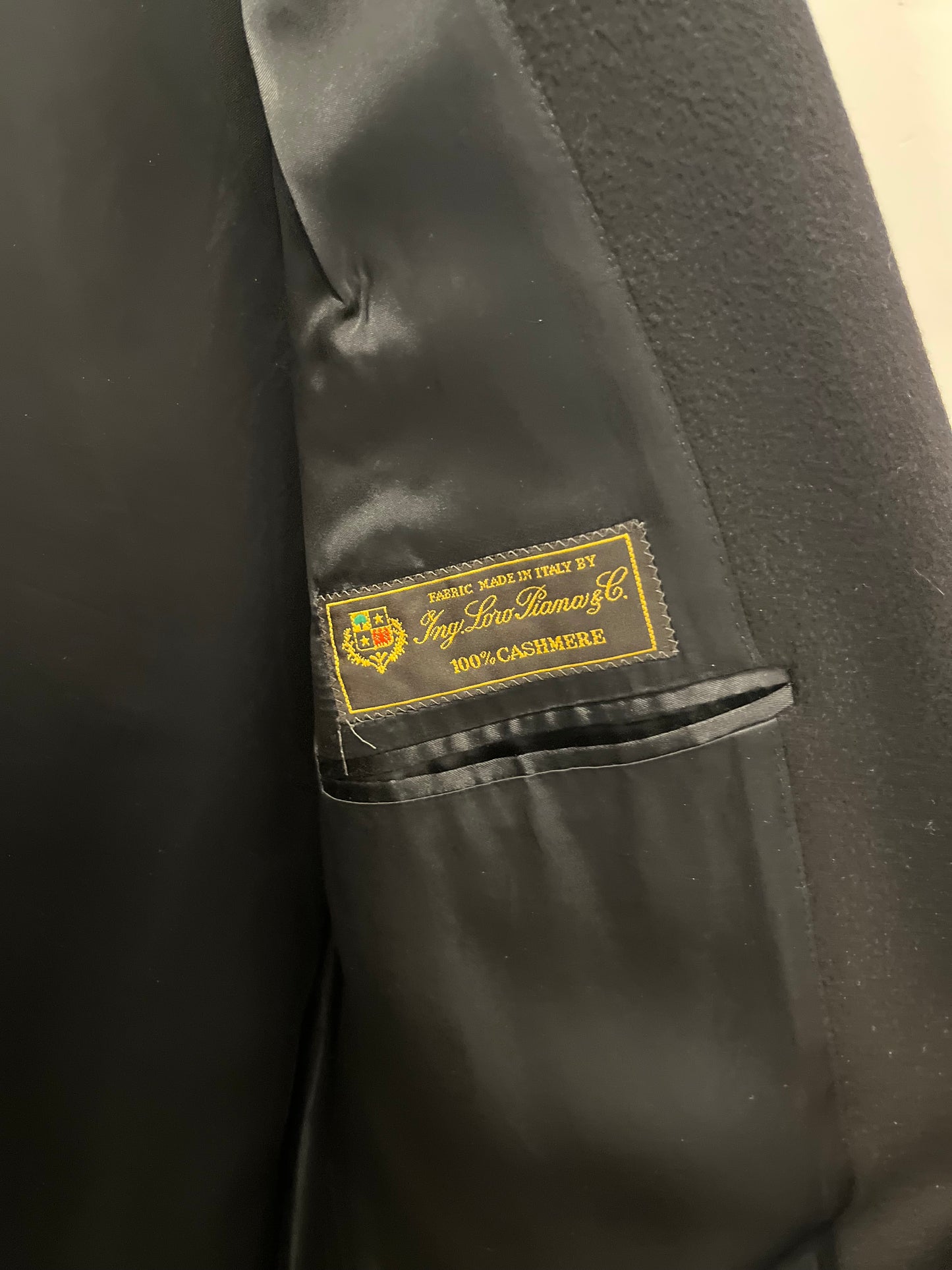 Barneys New York Loro Piana cashmere overcoat 46/48