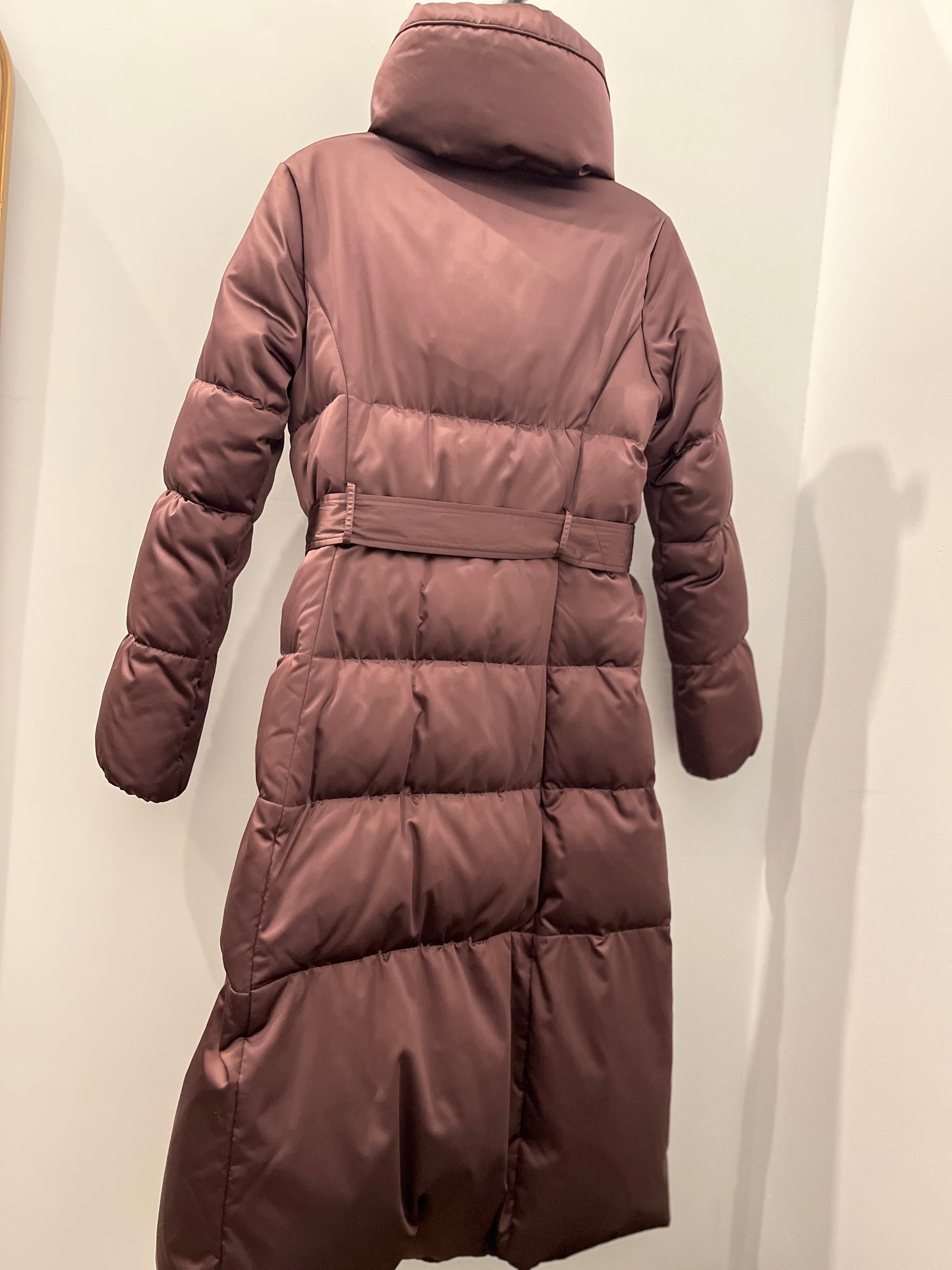 Burberry London women’s plum long down puffer coat XS