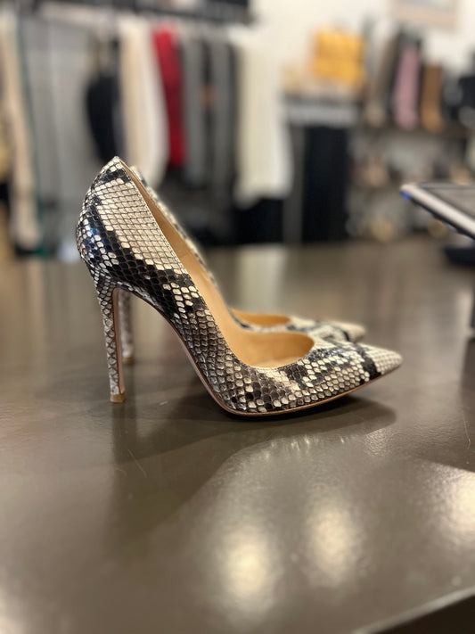 Gianvito Rossi python-embossed pointed-toe pumps 38