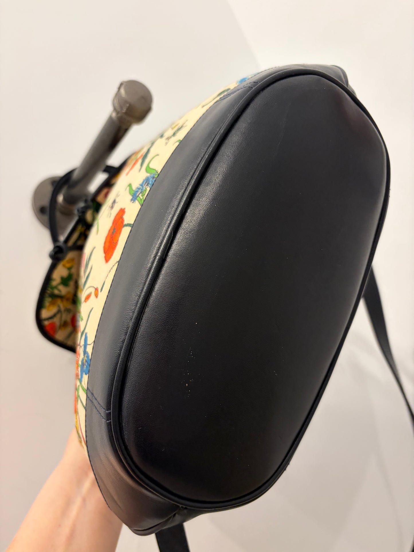 Vintage Gucci Flora Canvas & Navy Leather Drawstring Backpack