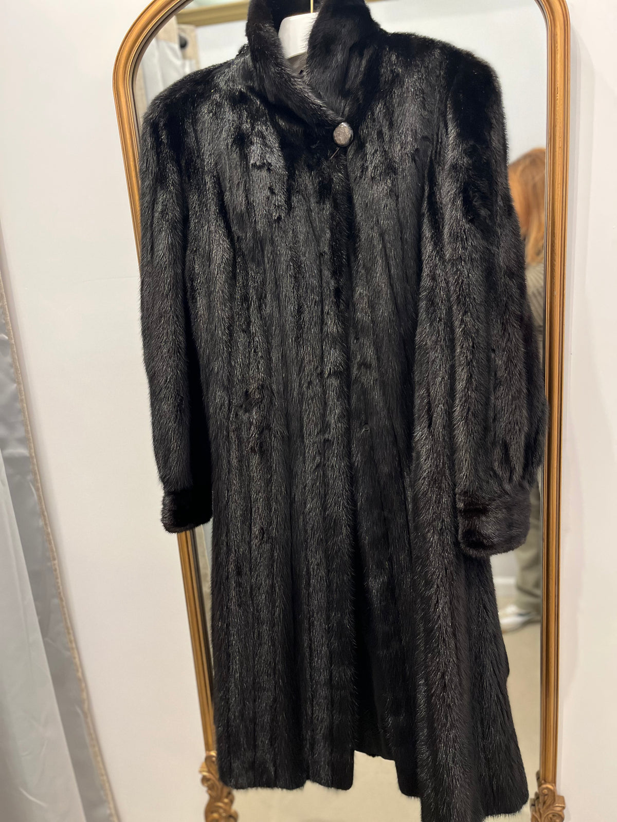 Black Mink Medium/Large